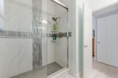 Rare, one-of-a-kind property at the end of a quiet dead-end - photo 25