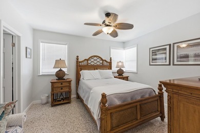 Rare, one-of-a-kind property at the end of a quiet dead-end - photo 26