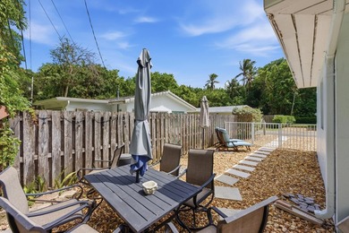Rare, one-of-a-kind property at the end of a quiet dead-end - photo 30