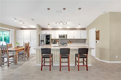 (private lake, pond, creek) Home For Sale in Vero Beach Florida