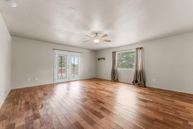 Discover the perfect blend of space, comfort, and lake living in - photo 22