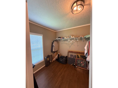Located on beautiful Lake Saint John, this immaculate 4 bedroom - photo 32