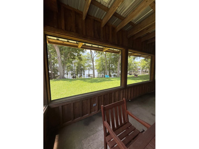 Located on beautiful Lake Saint John, this immaculate 4 bedroom - photo 51