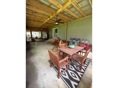 Located on beautiful Lake Saint John, this immaculate 4 bedroom - photo 53