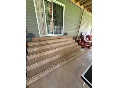 Located on beautiful Lake Saint John, this immaculate 4 bedroom - photo 54