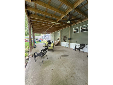 Located on beautiful Lake Saint John, this immaculate 4 bedroom - photo 58