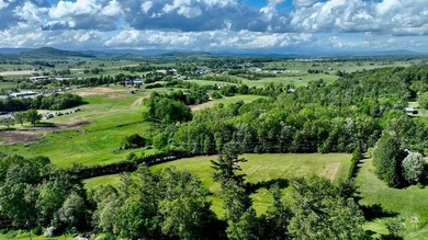 Amazing 6.051 land tract in the Coolest Town in America. This