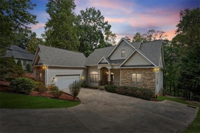 Lake Home For Sale in Fair Play, South Carolina