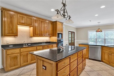 Experience the perfect blend of luxury, comfort, and outdoor - photo 10