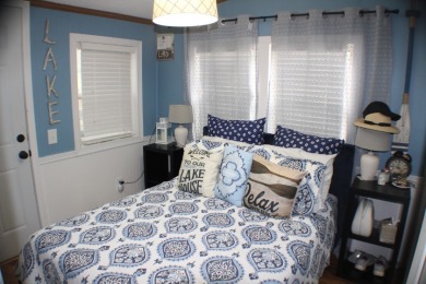 Adorable Valley of the Pines Getaway! - photo 13
