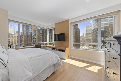 FLOOR-THROUGH THREE BEDROOM / FOUR BATH IN THE EAST WING OF THE - photo 6