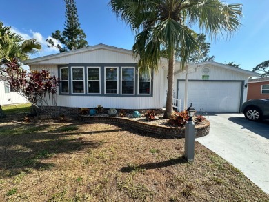 Cape Coral Lakes Area Home For Sale in North Fort Myers Florida