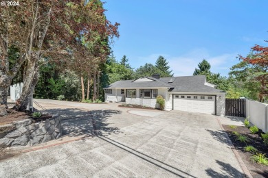 Lake Home For Sale in Lake Oswego, Oregon