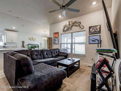 Welcome home to this beautifully maintained 3-bedroom, 2-bath - photo 11
