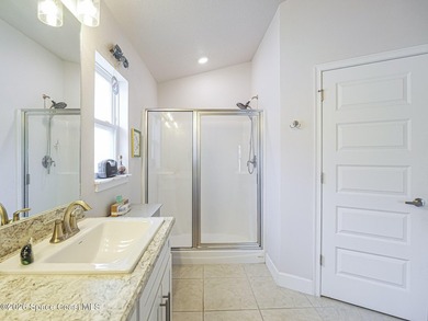 Welcome home to this beautifully maintained 3-bedroom, 2-bath - photo 14
