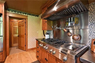 1 beautiful home + 3 cabins!! This one-of-a-kind property - photo 15