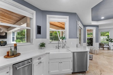 Opportunities like this are rare in East Boca. This stunning - photo 15