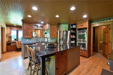 1 beautiful home + 3 cabins!! This one-of-a-kind property - photo 16