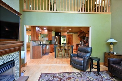 1 beautiful home + 3 cabins!! This one-of-a-kind property - photo 19