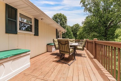 A gently sloping lot, exceptional water depth, and just minutes - photo 19