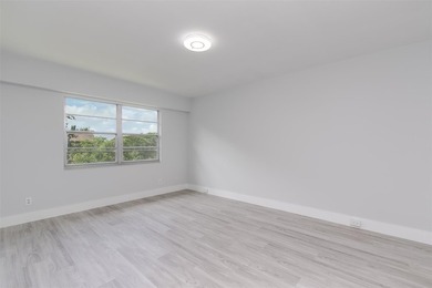 Updated 2 bedroom, 2 bath condo in Century Village in excellent - photo 21