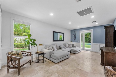 Opportunities like this are rare in East Boca. This stunning - photo 22
