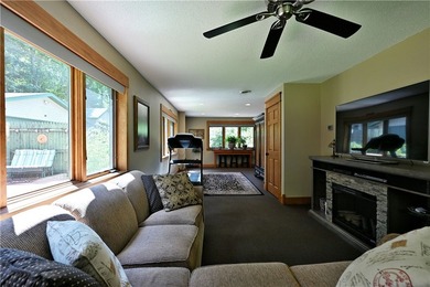1 beautiful home + 3 cabins!! This one-of-a-kind property - photo 23