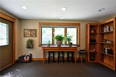 1 beautiful home + 3 cabins!! This one-of-a-kind property - photo 24