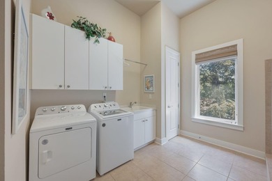 Experience refined coastal luxury in this exceptional 4-bedroom - photo 25