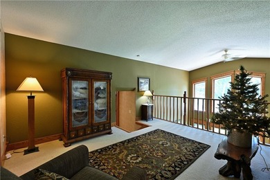 1 beautiful home + 3 cabins!! This one-of-a-kind property - photo 28