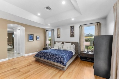 Opportunities like this are rare in East Boca. This stunning - photo 32