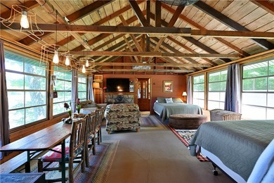 1 beautiful home + 3 cabins!! This one-of-a-kind property - photo 33