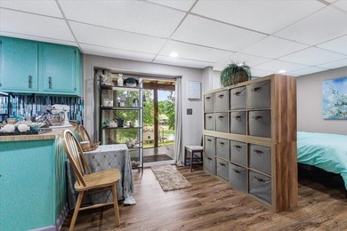 A gently sloping lot, exceptional water depth, and just minutes - photo 34