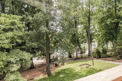 A gently sloping lot, exceptional water depth, and just minutes - photo 41