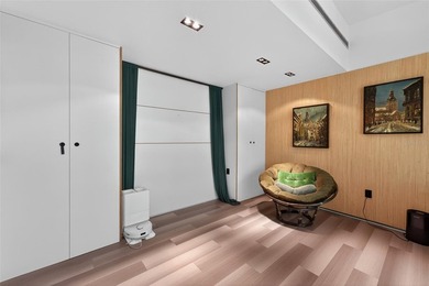Renovated 4-bedroom, 5-bathroom pool home with 2,998 square feet - photo 46