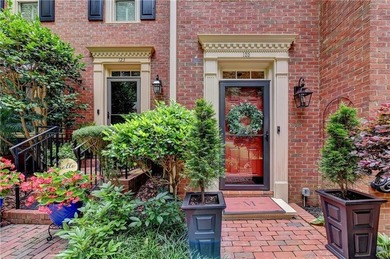 This lovely end-unit townhome in Roswell has been beautifully - photo 10