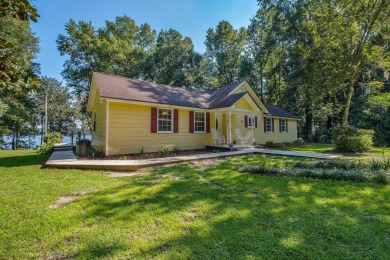 Lake Home For Sale in Tallahassee, Florida
