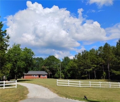 Lake Home For Sale in Anderson, South Carolina