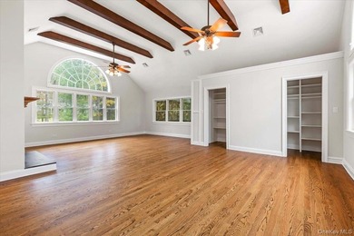 Gorgeous, Colonial style home with 4-bedrooms, 4.5 bathrooms - photo 15