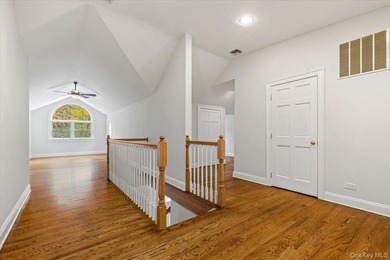 Gorgeous, Colonial style home with 4-bedrooms, 4.5 bathrooms - photo 18