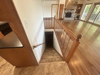 3 bd / 2 bath home. It has a circle drive with RV / boat parking - photo 21