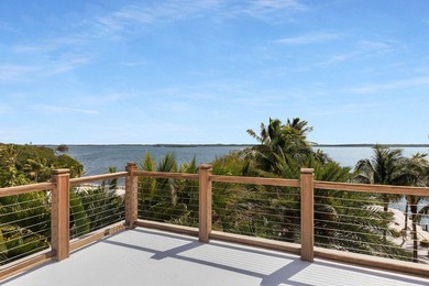 Architectural Polynesian-Inspired Waterfront Retreat in Key - photo 35