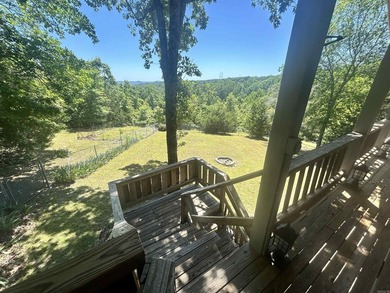 3 bd / 2 bath home. It has a circle drive with RV / boat parking - photo 38