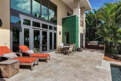Architectural Polynesian-Inspired Waterfront Retreat in Key - photo 38