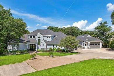 Experience one of the most extraordinary waterfront estates in - photo 3
