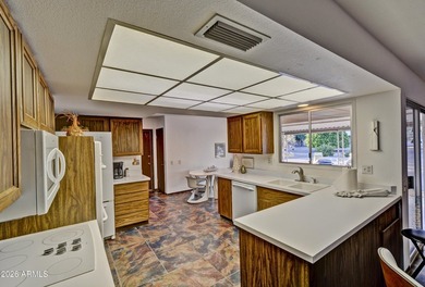Beautiful Annapolis model located in this wonderful resort style - photo 3