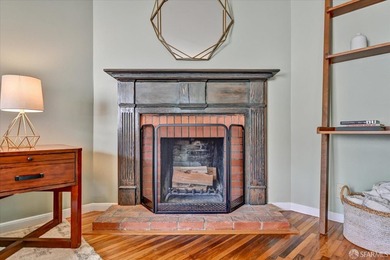 Move-in ready VACANT duplex in the highly desirable Central - photo 13