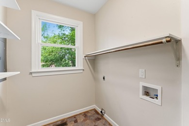 Welcome to this beautifully updated and spacious Colonial home - photo 19