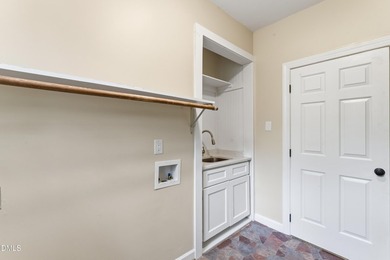 Welcome to this beautifully updated and spacious Colonial home - photo 20