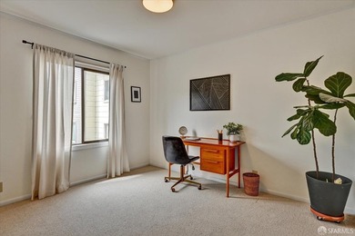 Move-in ready VACANT duplex in the highly desirable Central - photo 28